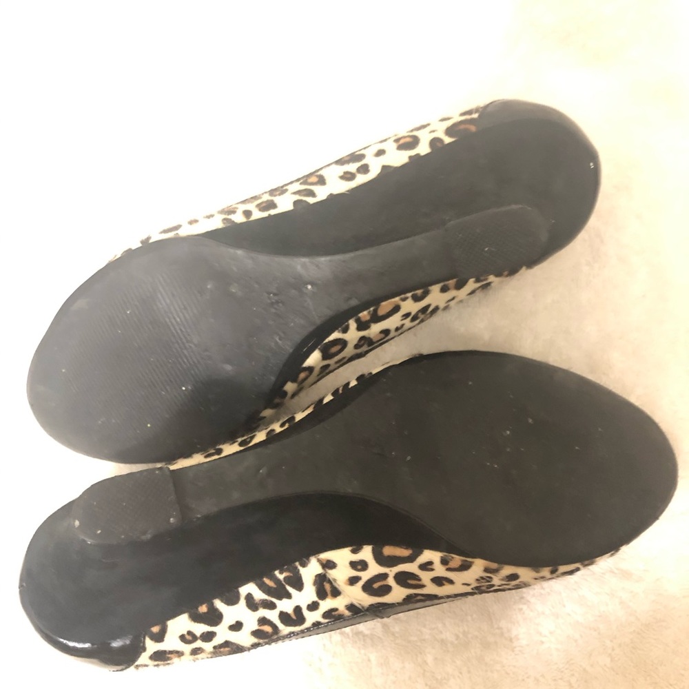 Shoes - Picture 4 of 5